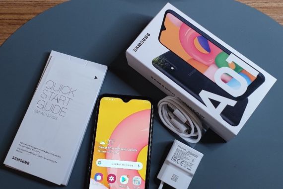 Tahun Depan, Samsung tak Lagi Sertakan Casan di Kotak Ponsel? - JPNN.COM