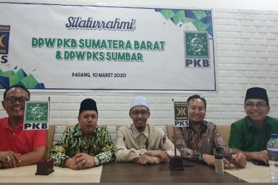 PKB - PKS Makin Intens Sosialisasikan Paket Riza-Febby Jelang Pilgub Sumbar - JPNN.COM