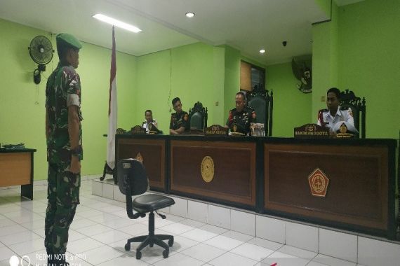 Pratu Demisia Jual Senpi dan Amunisi TNI ke KKB, Hasilnya untuk Berfoya-foya - JPNN.COM
