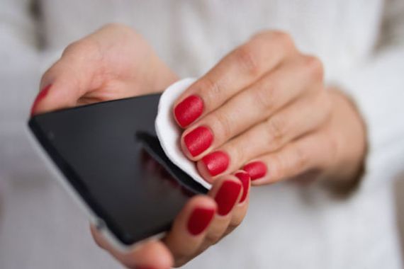Cegah Virus Corona, Samsung Ajak Penggunanya Bersih-bersih Smartphone Secara Gratis - JPNN.COM
