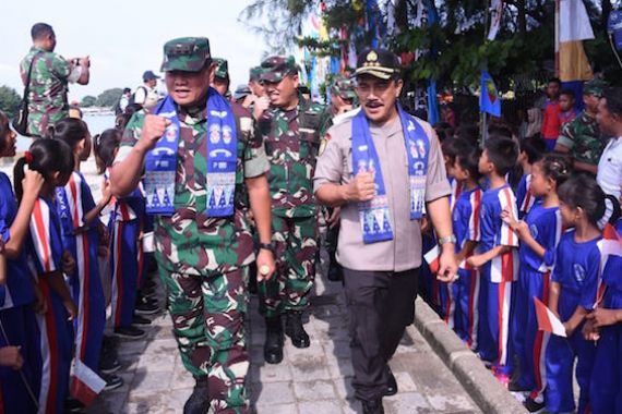 TNI-Polri Bantu Pemerintah Wujudkan Masyarakat Sehat - JPNN.COM