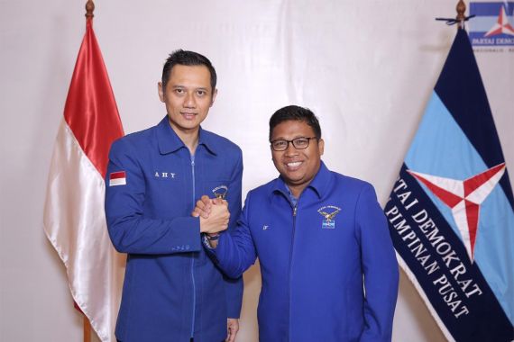 Moeldoko Gugat Keputusan Menteri Yasonna, Irwan Fecho Melontarkan Kalimat Menohok - JPNN.COM