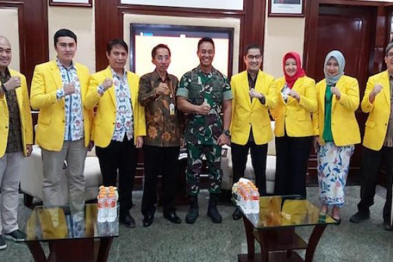 Gandeng TNI AD, ILUNI UI Siap Terjunkan Tenaga Medis Atasi Pandemik Corona - JPNN.COM