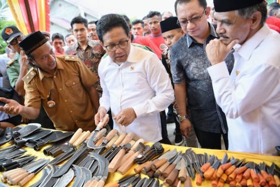 Gus Menteri: Kita Memiliki Orang Hebat yang Mampu Memproduksi Cangkul - JPNN.COM