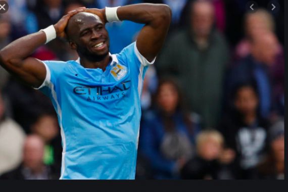 Pemain Valencia Eliaquim Mangala Positif Virus Corona - JPNN.COM