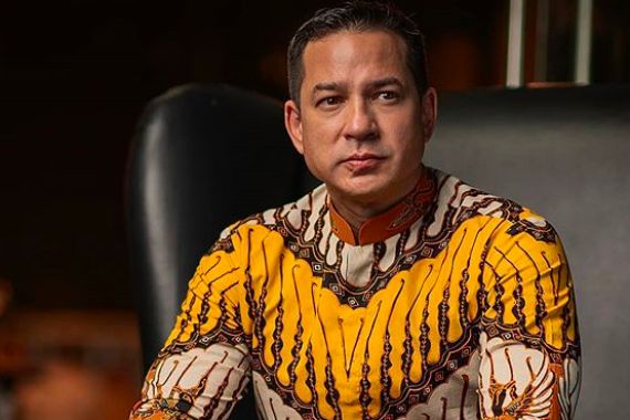 Ari Wibowo Dikabarkan Pelit, Inge Anugerah Beri Penjelasan Begini - JPNN.COM