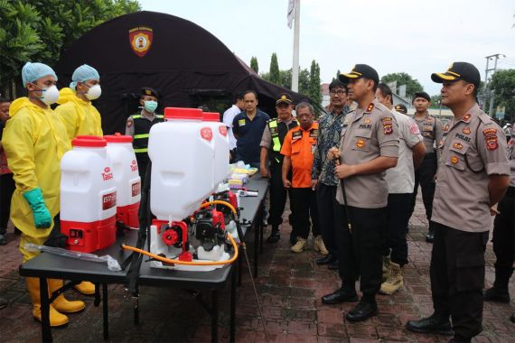 Cara Polres Majalengka Mencegah Penyebaran Covid-19 Ini Pantas Ditiru - JPNN.COM