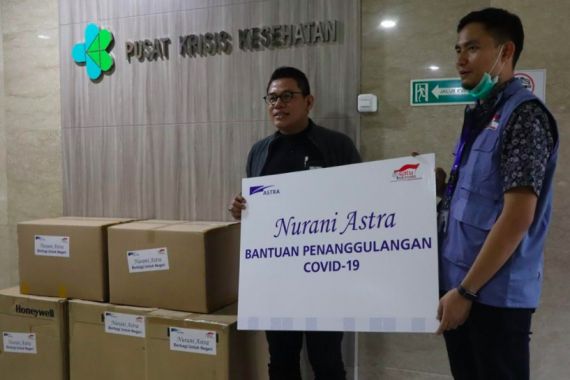 Astra Menyerahkan Bantuan Rp63 Miliar untuk Cegah Virus Corona - JPNN.COM