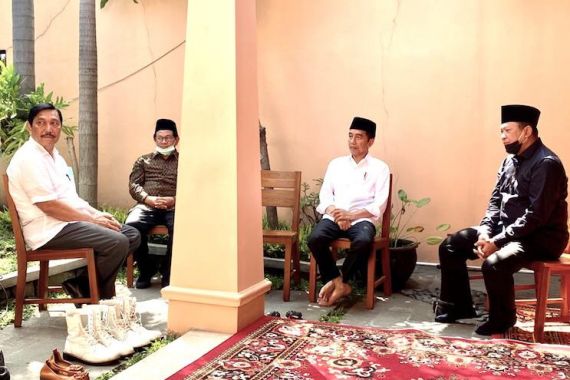Kisah tentang Keramahan & Ketegaran Presiden Jokowi di Tengah Duka - JPNN.COM