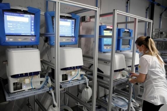Rumah Sakit Kewalahan Tangani Pasien Virus Corona, Satu Ventilator Dipakai Dua Orang - JPNN.COM