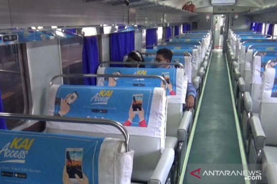 Kereta Api Tujuan Bandung Dibatalkan - JPNN.COM