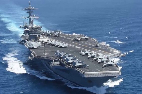 Angkatan Laut Amerika Keluarkan Peringatan, Kapal Perang Iran Tetap Seliweran - JPNN.COM