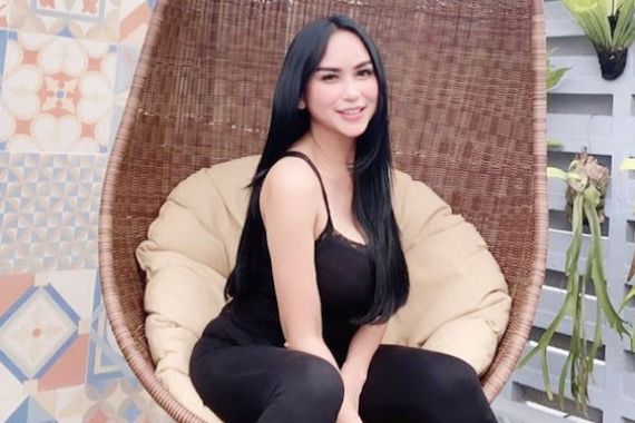 Bebizie Blak-blakan Pengin Jadi Istri Prabowo Subianto - JPNN.COM