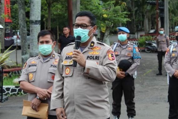 Sebegini Personel PMJ yang Dikerahkan Kawal PSBB Jakarta - JPNN.COM