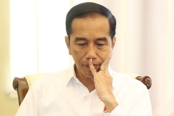Jokowi Bicara dengan Nada Kecewa: Kerja Masih Biasa-biasa Saja, Enggak Ada Progres Signifikan - JPNN.COM