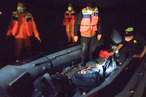 Mayat Perempuan Ditemukan Mengapung di Pantai Seunbok Baroh - JPNN.COM