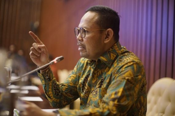 DPR Dorong Kementan Wujudkan Ketersediaan Bibit Unggul Menuju Swasembada Pangan - JPNN.COM