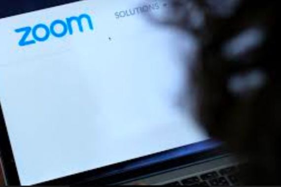 Pemerintah Tegas Melarang Kementerian Menggunakan Aplikasi Zoom - JPNN.COM
