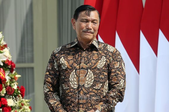 Arief Poyuono Sebut Luhut Panjaitan Bikin Bising, Ngomong enggak pakai Aturan - JPNN.COM