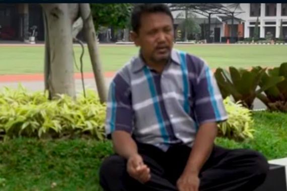 Kisah Mengharukan Pak Roni, Orang Kepercayaan Jenderal Andika di Taman Mabes TNI AD - JPNN.COM
