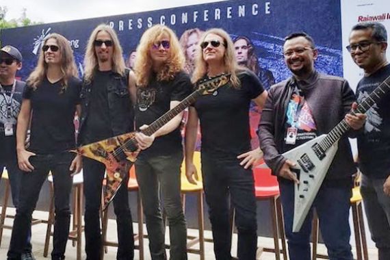 Bantu Lawan Corona, Anas Lelang Gitar Bertanda Tangan Megadeth - JPNN.COM