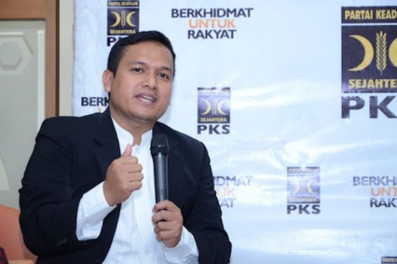 Salim Segaf dan SBY Bertemu di Cikeas Tanpa Surya Paloh, Ini Penjelasan Jubir PKS - JPNN.COM