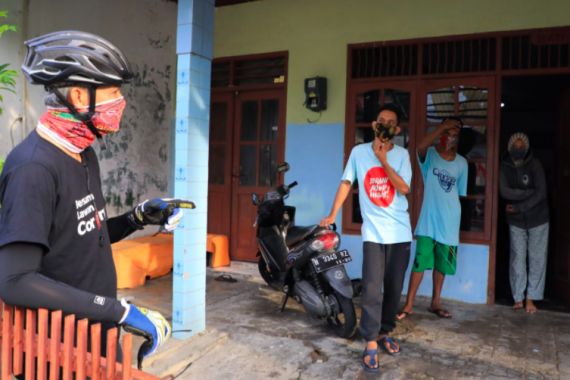 Kunjungi Mahasiswa Maluku, Ganjar Disambut Lagu Sio Mama e Beta Rindu Pulang - JPNN.COM