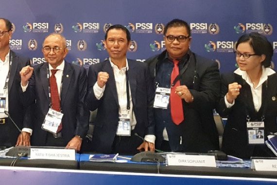Yunus Nusi Jadi Plt Sekjen PSSI, Iwan Bule Beri Pesan Begini - JPNN.COM