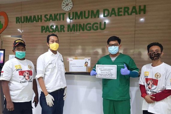 Ketua MPR RI Kirim Ribuan APD ke 79 Rumah Sakit di Indonesia - JPNN.COM