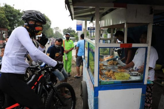 Ganjar: Butuh Tindakan Lebih Keras Lagi, Saya Tidak Mau Warga Sakit - JPNN.COM