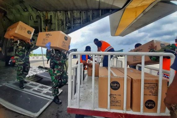 Kolonel Andi Wijanarko: TNI AU Distribusikan 5.000 APD untuk Kepri - JPNN.COM