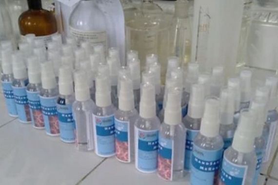 Bebaskan Cukai Etil Alkohol, Bea Cukai Medan Fasilitasi Produksi Hand Sanitizer - JPNN.COM