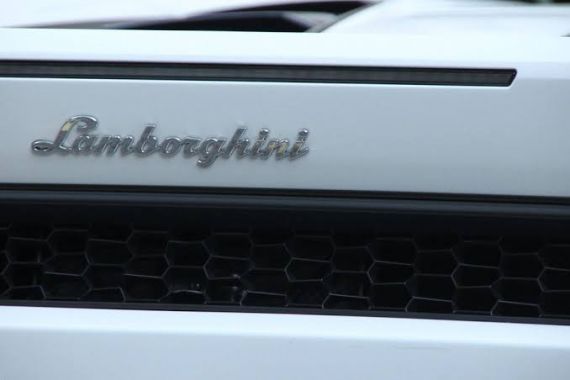 Lamborghini Sudah tak Sabar Pengin Kenalkan Mobil Barunya - JPNN.COM