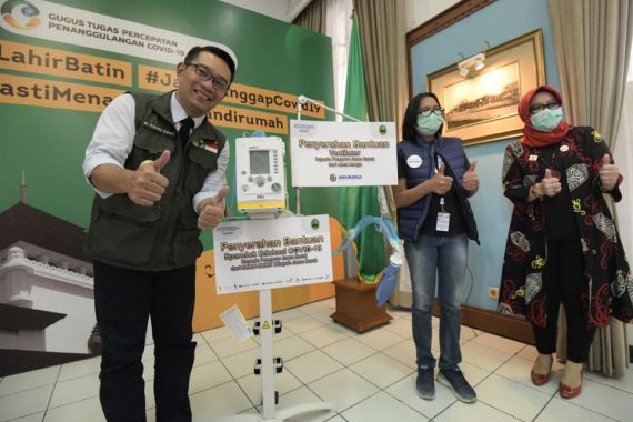 Gubernur Jawa Barat Terima Bantuan Ventilator dari BUMN - JPNN.COM