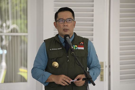 Selama 5 Menit Ridwan Kamil Pegal dan Mati Rasa - JPNN.COM