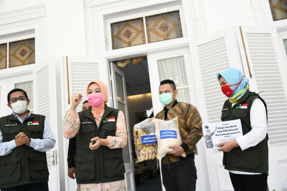 Jabar Bergerak Akan Salurkan Seribu Sembako untuk Warga Terdampak COVID-19 - JPNN.COM