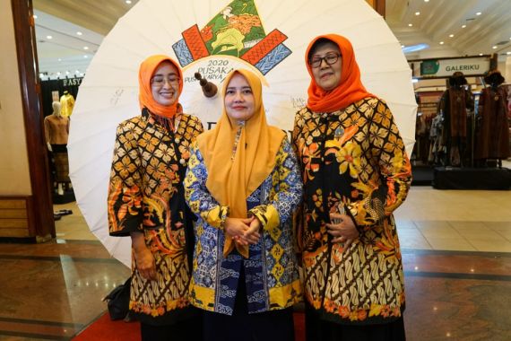Lina Ruzhan Harap Puspa Karya Nusantara Dorong Ekonomi Kreatif Lokal Jabar - JPNN.COM