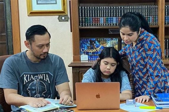 5 Berita Terpopuler: Almira Yudhyono Dirundung Denny Siregar, Bule Asyik Berbikini di Bali, Najwa Lagi - JPNN.COM