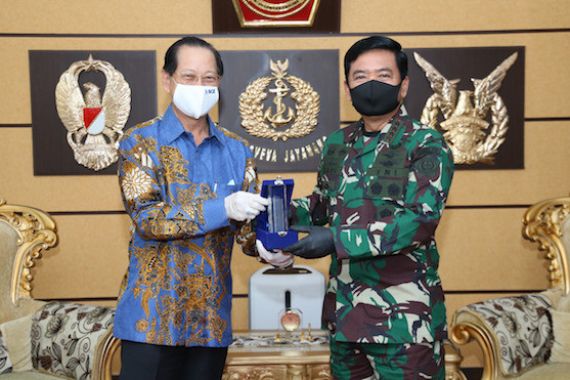 Panglima Terima Penyerahan Rehabilitasi Sarana dan Prasarana TNI - JPNN.COM
