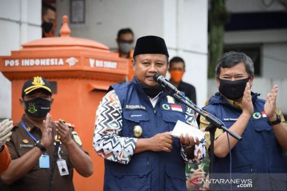 PSBB Jawa Barat Tidak Akan Diperpanjang - JPNN.COM