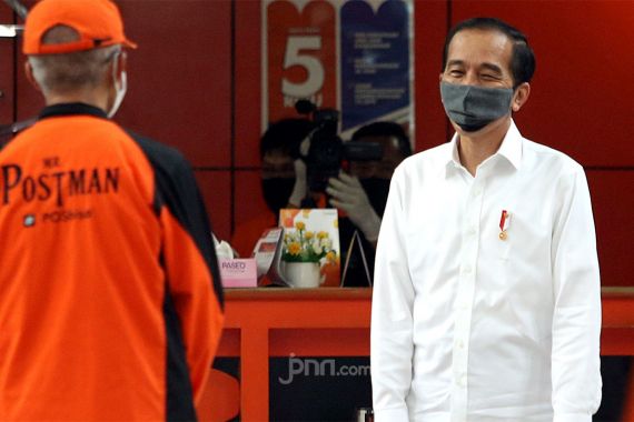 Pernyataan Terbaru Jokowi soal Hidup Berdampingan dengan COVID-19 - JPNN.COM