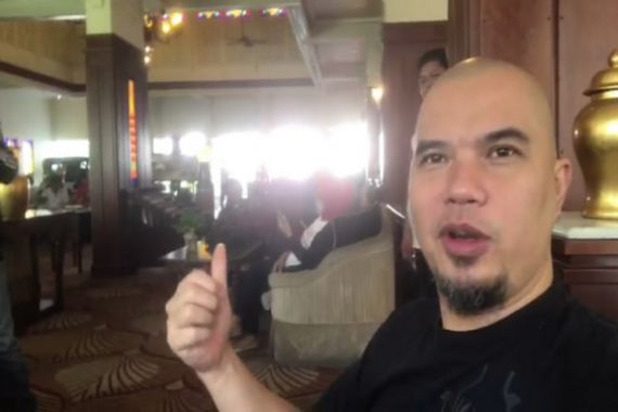 Ahmad Dhani Menduga Jaksa Tahu Siapa Sebenarnya Penyiram Air Keras ke Wajah Novel Baswedan - JPNN.COM