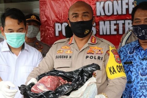 Daging Babi Dikirim dari Palembang, Dicampur Daging Sapi, Lalu Dijual di Tangerang - JPNN.COM