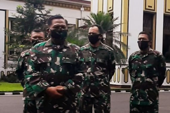 Perintah Pangdam Siliwangi kepada Korem-Kodim, TNI di Garda Paling Depan - JPNN.COM