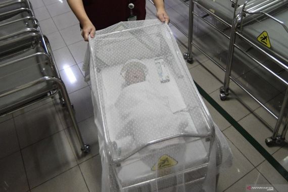 Pasien Positif COVID-19 di Yogya Lahirkan Bayi Perempuan dengan Kondisi Sehat - JPNN.COM