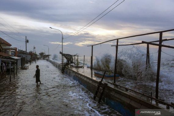 Banjir Rob di Utara Jawa, Begini Kata Peneliti - JPNN.COM