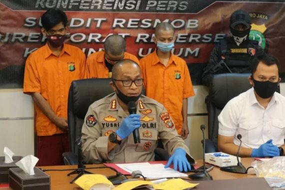 Lihat Tuh Tampang Komplotan Begal Sadis Bermodus Kencan Sesama Jenis - JPNN.COM