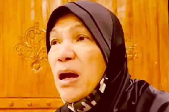 Kondisi Makin Membaik, Dorce Gamalama: Pengin Pulang, Kan, Sudah Sehat! - JPNN.COM