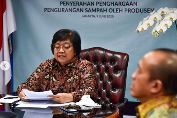 Menteri Siti: Penghargaan untuk Bisnis yang Berhasil Mengurangi Sampah - JPNN.COM