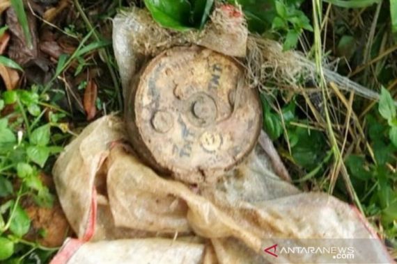 Heboh Penemuan Ranjau Darat Aktif Bertuliskan TNT di Bogor - JPNN.COM
